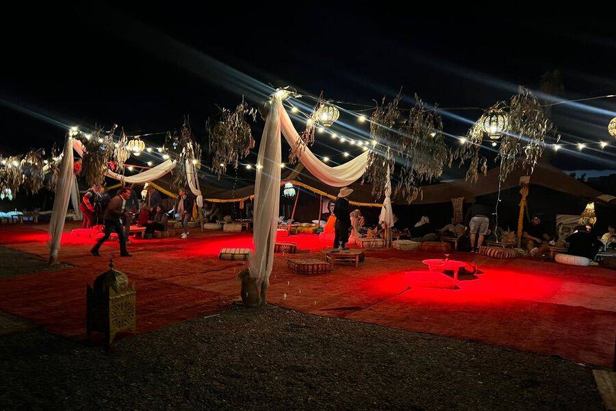 Quad-Bike und Live-Show und Abendessen in der Wüste von Agafay