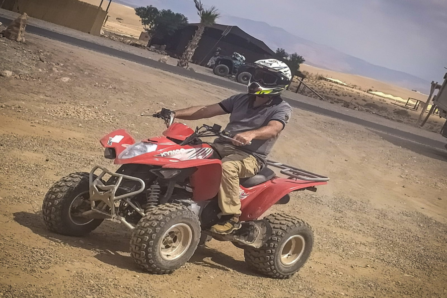 Quad in der Agafay Rocky Desert aus Marrakesch