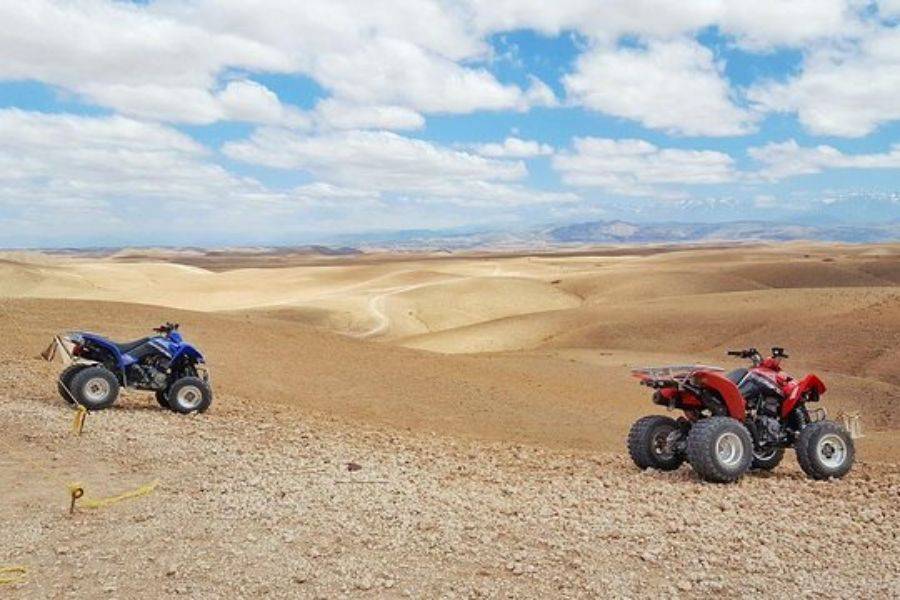 Kamelreiten & Quad-Erlebnis in der Agafay Rocky Desert
