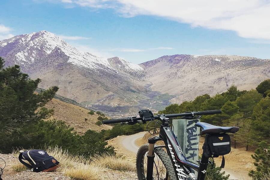 Fahrradtour zum Atlasgebirge und Berberdorf von Marrakesch