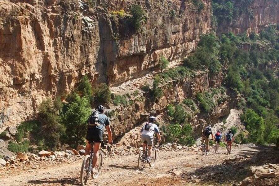 Fahrradtour zum Atlasgebirge und Berberdorf von Marrakesch