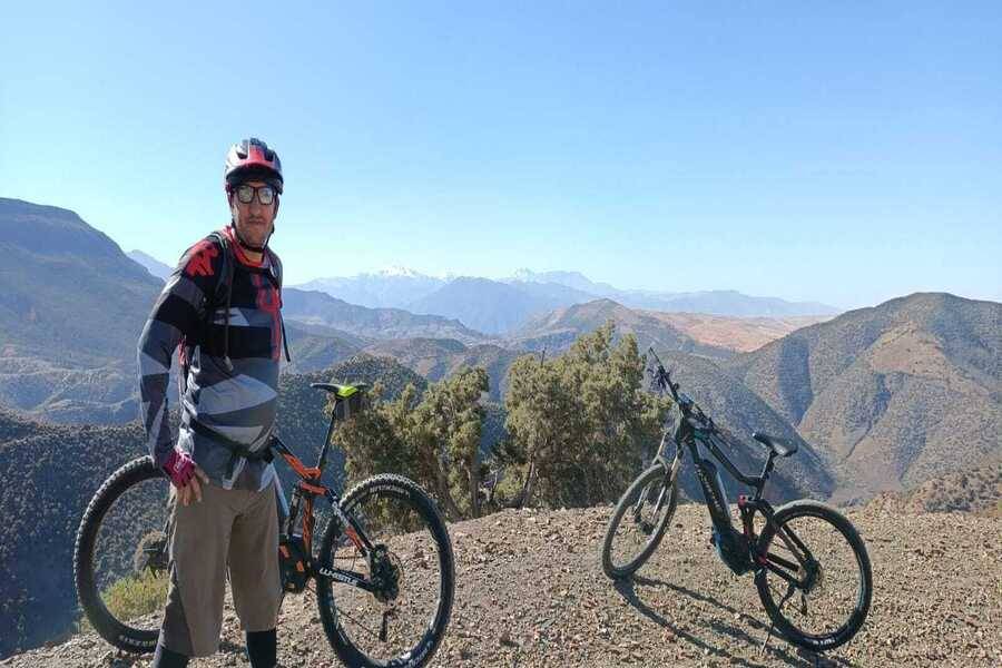 Fahrradtour zum Atlasgebirge und Berberdorf von Marrakesch