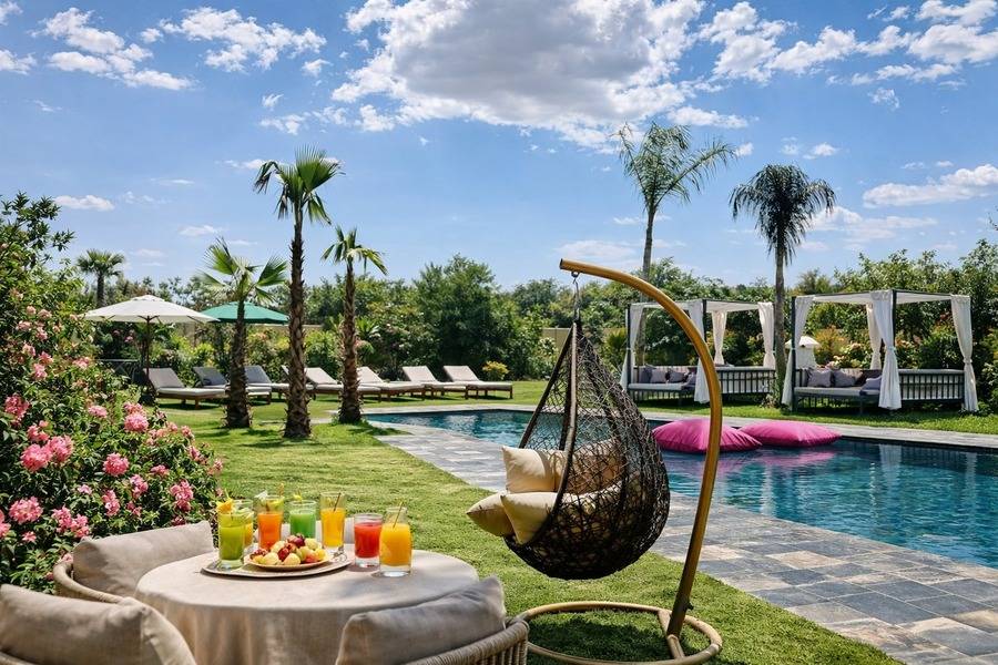  1 740 Heißluftballonfahrt bei Sonnenaufgang, Pool-Tagesticket & Mittagessen in Marrakesch